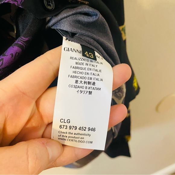 Versace 100% Silk Medusa Star Colorful Button Down Shirt Size 43 - Picture 9 of 11